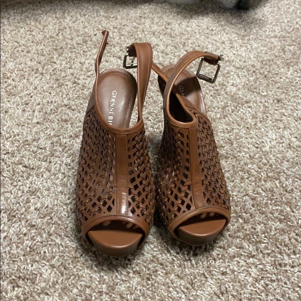 Shoes - Picture 2 of 2